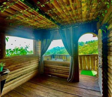 Cali Cabin | Explore Parque Ecoturistico: Pet-Friendly Getaway Awaits