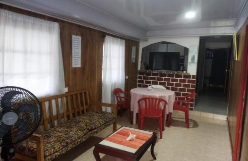 San Luis House | Pet-Friendly Tonton Beach: Ideal for Families and Kids