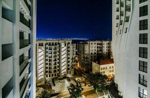 Bayil Apartment | Garden View Retreat at Sabah Residance with Pool & Hot Tub