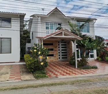 Silvania Apartment | Budget-Friendly Stay at Paz y Armonía with Pool Access