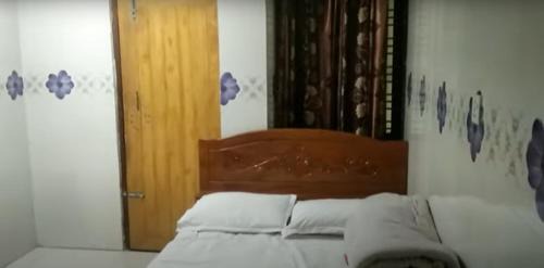 Dhaka Apartment | Budget-Friendly Noddon Villa - Pet and Child Friendly Stay