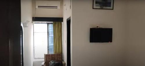 Dhaka Apartment | Budget-Friendly Noddon Villa - Pet and Child Friendly Stay