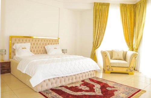 Yaounde Apartment | Stylish Appartement Haut Standing with Hot Tub & Breakfast