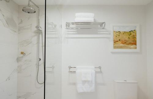 Blackheath Bed & Breakfast | Pet-Friendly Retreat at Mount Booralee - 10/10 Rated Stay