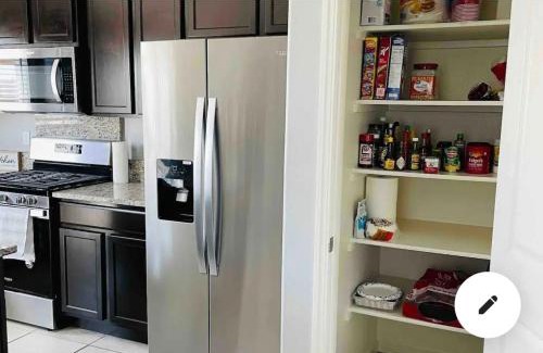 Pumpkin Center Other | Discover Whaleback: Family & Pet Friendly Retreat Awaits
