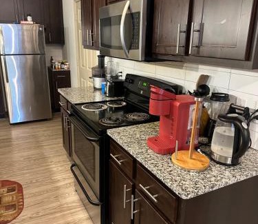 George Bush Park/Eldridge Apartment | Discover Unique Experiences at Inside Story Hotel