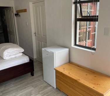 Luderitz Apartment | Pet-Friendly Oasis Accommodation with a 9/10 Guest Rating