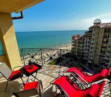 Elenite Apartment | Pet-Friendly SeaBreeze Retreat with Pool in Andalusia