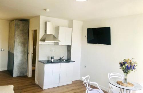 Maliano Apartment | Pet-Friendly Apartamentos Santander Maliaño with Ocean Views