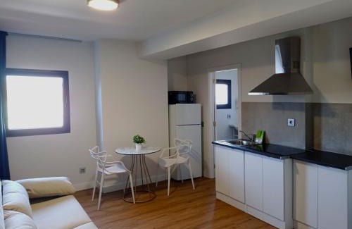Maliano Apartment | Pet-Friendly Apartamentos Santander Maliaño with Ocean Views