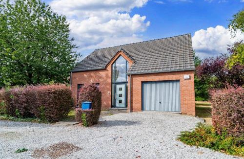 Montigny-le-Tilleul Villa | Family-Friendly Stays at Jean Li with Pet Welcome