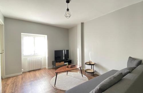 Cournon-dʼAuvergne House | Quiet Townhouse in a Prime Location, Kid-Friendly Stay