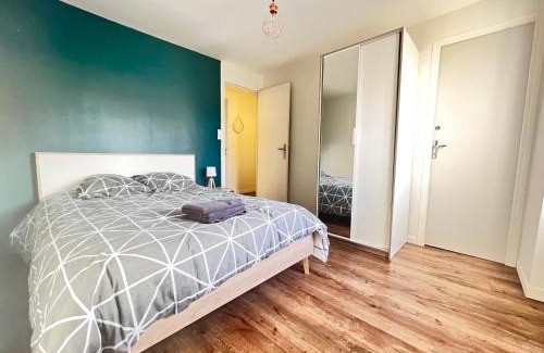 Cournon-dʼAuvergne House | Quiet Townhouse in a Prime Location, Kid-Friendly Stay