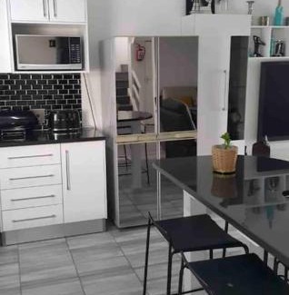 Walvis Bay Apartment | Top-Rated Ocean View at Lalandi 21 - Unforgettable Stay!