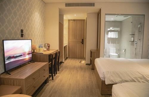 Tuy Hoa Apartment | Exceptional Apec Mandala Phú Yên with Pool & Breakfast