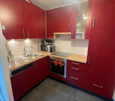 Neudorf Ouest Bed & Breakfast | Cozy Room in Strasbourg for Family-Friendly Stays