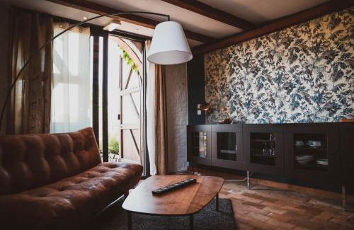 Hogne House | Inviting Les Pavillons ATM: Family-Friendly with Breakfast