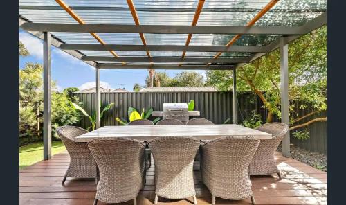 Capel Sound House | Ideal Beach Escape - Capel Sound House with Family Amenities