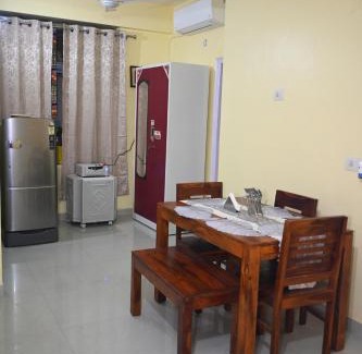 Mahmoorganj Apartment | Discover Kashi Gateway: Family-Friendly & Wheelchair Accessible