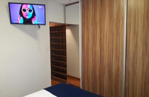 Vila Belmiro House | Top-Rated Hospedagem Casa de Pedro with Kitchen Amenities