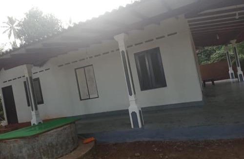 Darga Town Apartment | Pet-Friendly Bentota River Edge Home for Family Getaways