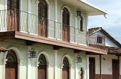 El Rompio House | Family-Friendly Casa Colonial en Parita with Kitchen Access