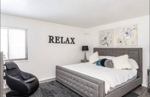 Dayton Apartment | Experience Oasis Allure with Complimentary Breakfast