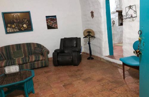 Barichara House | Pet-Friendly Retreat at CABAÑA Villa Paula for Families