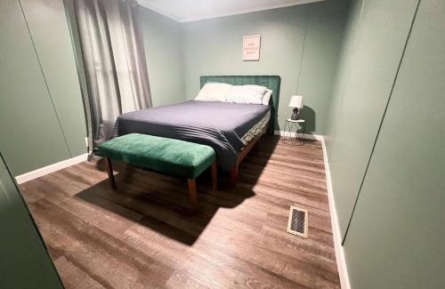 Crane Hill House | Pet-Friendly Lakefront Getaway at Crooked Creek Retreat