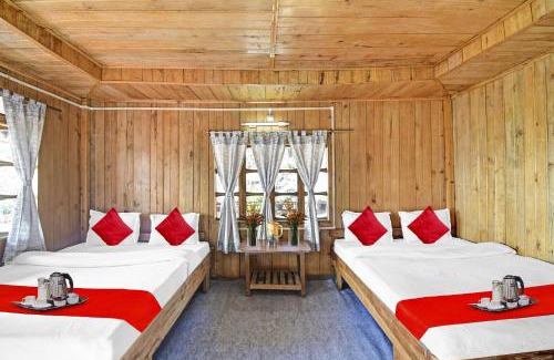 Rishop Hotel | Discover OYO Rejoy Homestay: Family-Friendly Getaway