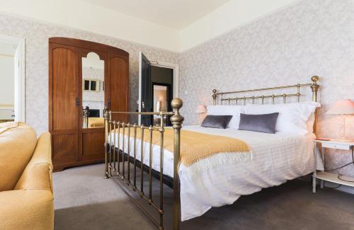 Port St Mary Bed & Breakfast | Aaron House