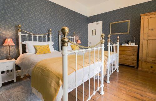 Port St Mary Bed & Breakfast | Aaron House