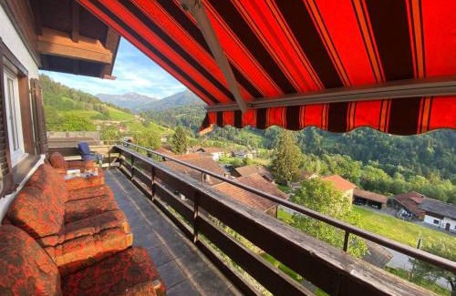 Kublis Apartment | Cozy Apartment in the Swiss Alps with Breathtaking Views