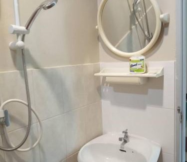Koh Tao Apartment | Cozy Sarin Guesthouse: Pet and Child Friendly Retreat