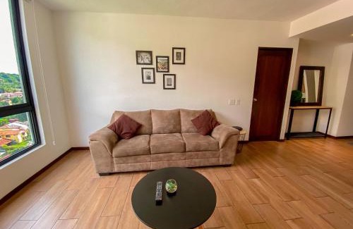 San Salvador Apartment | Modern Apartment in Prime Location with Pool & Breakfast