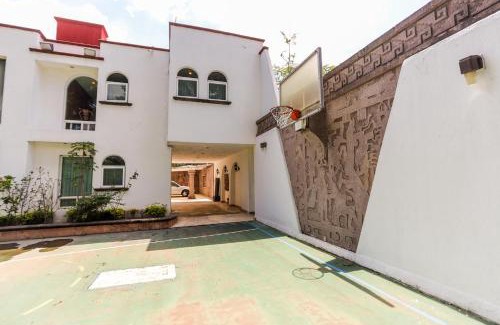 Cuernavaca House | Relax at HostPal Casa Familiar Lomas Cuernavaca