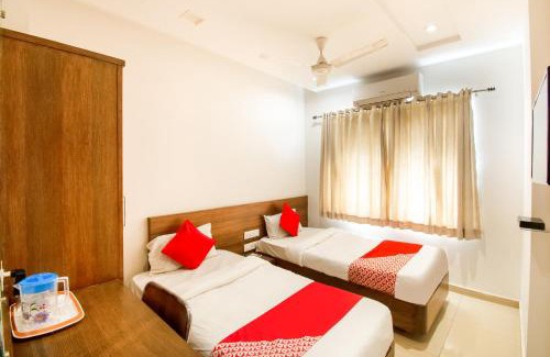 Kakinada Hotel | Family-Friendly Stay at OYO Vasudha Residency