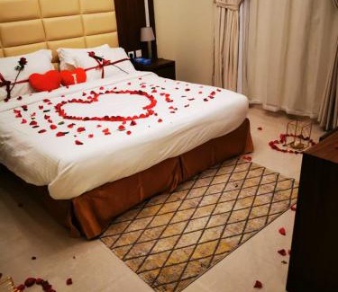 Al Kharj Apartment | Discover سمأ الرفاع 3: Family-Friendly with Breakfast Included