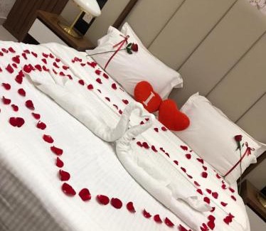 Al Kharj Apartment | Discover سمأ الرفاع 3: Family-Friendly with Breakfast Included