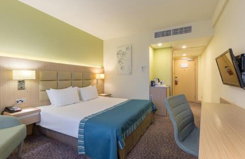 Ufa Hotel | Discover Nesterov Plaza Hotel: Rated 9/10 & Pet Friendly