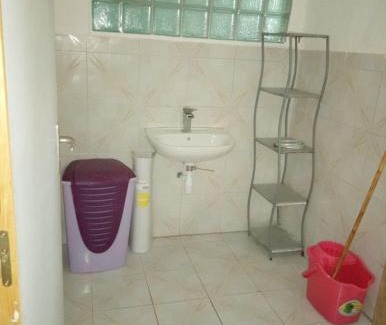 Remire Montjoly House | Cozy Private Room in Villa with Garden and Kitchen Access