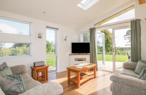 Dobwalls House | Stellar Stay at 14 Horizon View in Liskeard: Pet Friendly