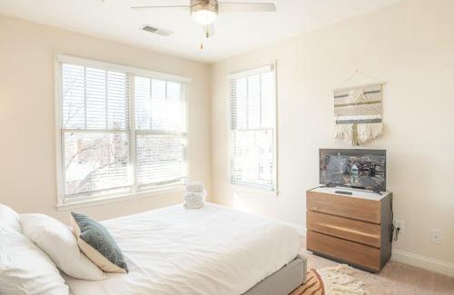 Wesley Heights Apartment | Bright and Inviting 2BR Retreat in Prime Location