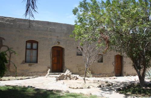 Sesfontein Hotel | Explore Fort Sesfontein Lodge & Safaris with Family-Friendly Amenities