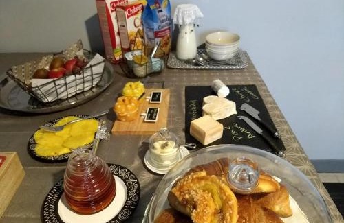 Parcoul-Chenaud Bed & Breakfast | Family-Friendly Maison Metcalf: Guest Rated 10/10 Stay
