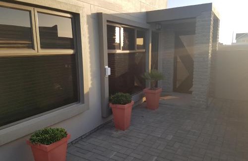 Swakopmund House | Family-Friendly Riekert's Holiday Apartment - Rated 10/10