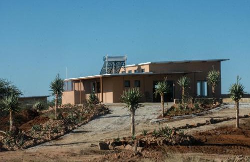 Otjiwarongo Cabin | Experience Cheetah View Lodge: Guest Rated 10/10 Stay