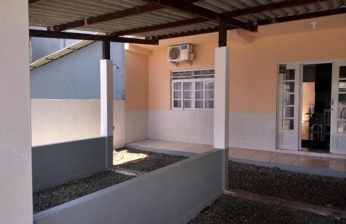 Penha House | Discover Casa Geminada: Perfect for Families & Accessible