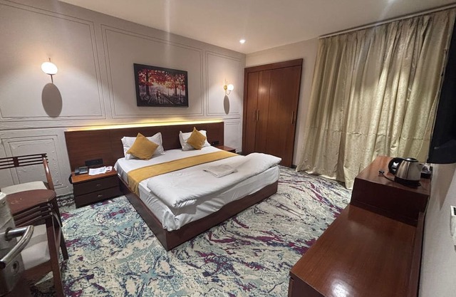 Siya Residency