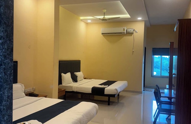 HOTEL MINT PARK